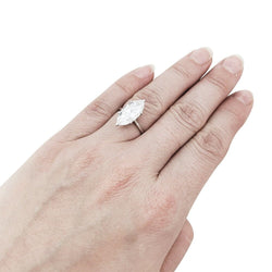 Bague diamant navette de 2,94 carats, D-VS2 - Castafiore