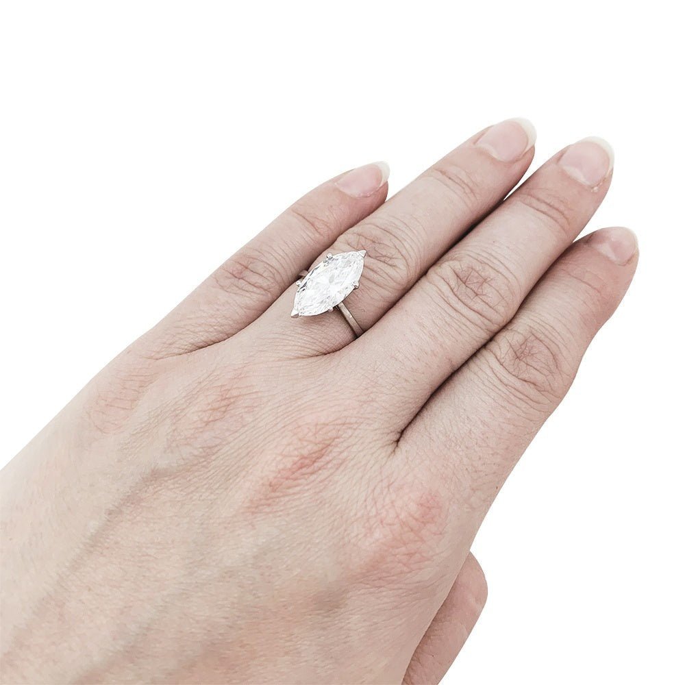 Bague diamant navette de 2,94 carats, D-VS2 - Castafiore