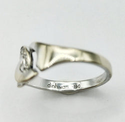 Bague DINH VAN "Menottes R8" en or blanc et diamants - Castafiore