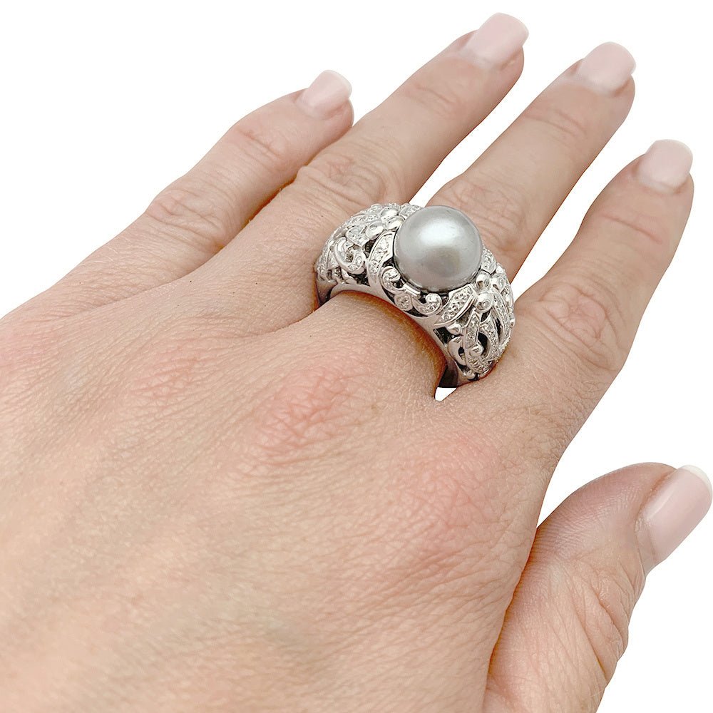 Bague DIOR "Désirée" en or blanc et diamants - Castafiore
