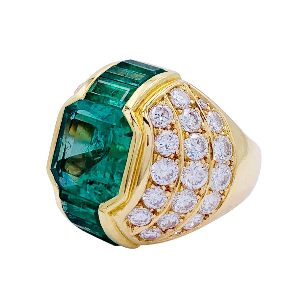 Bague dôme émeraudes, diamants - Castafiore