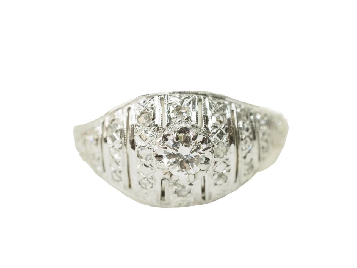Bague Dôme en or blanc et diamants - Castafiore