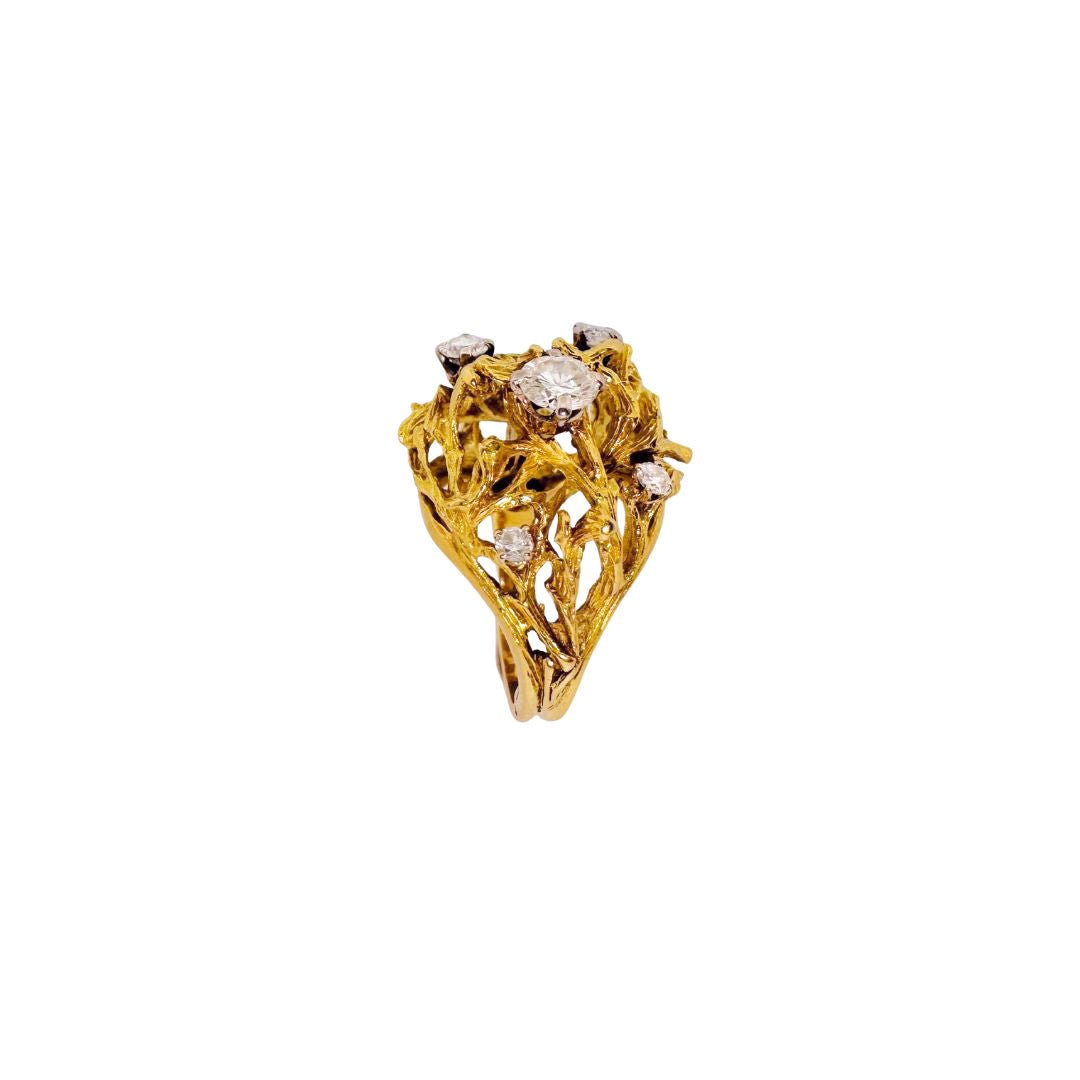 Bague Dôme en or jaune et diamants - Castafiore