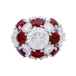 Bague Dôme en platine, diamants, rubis. - Castafiore
