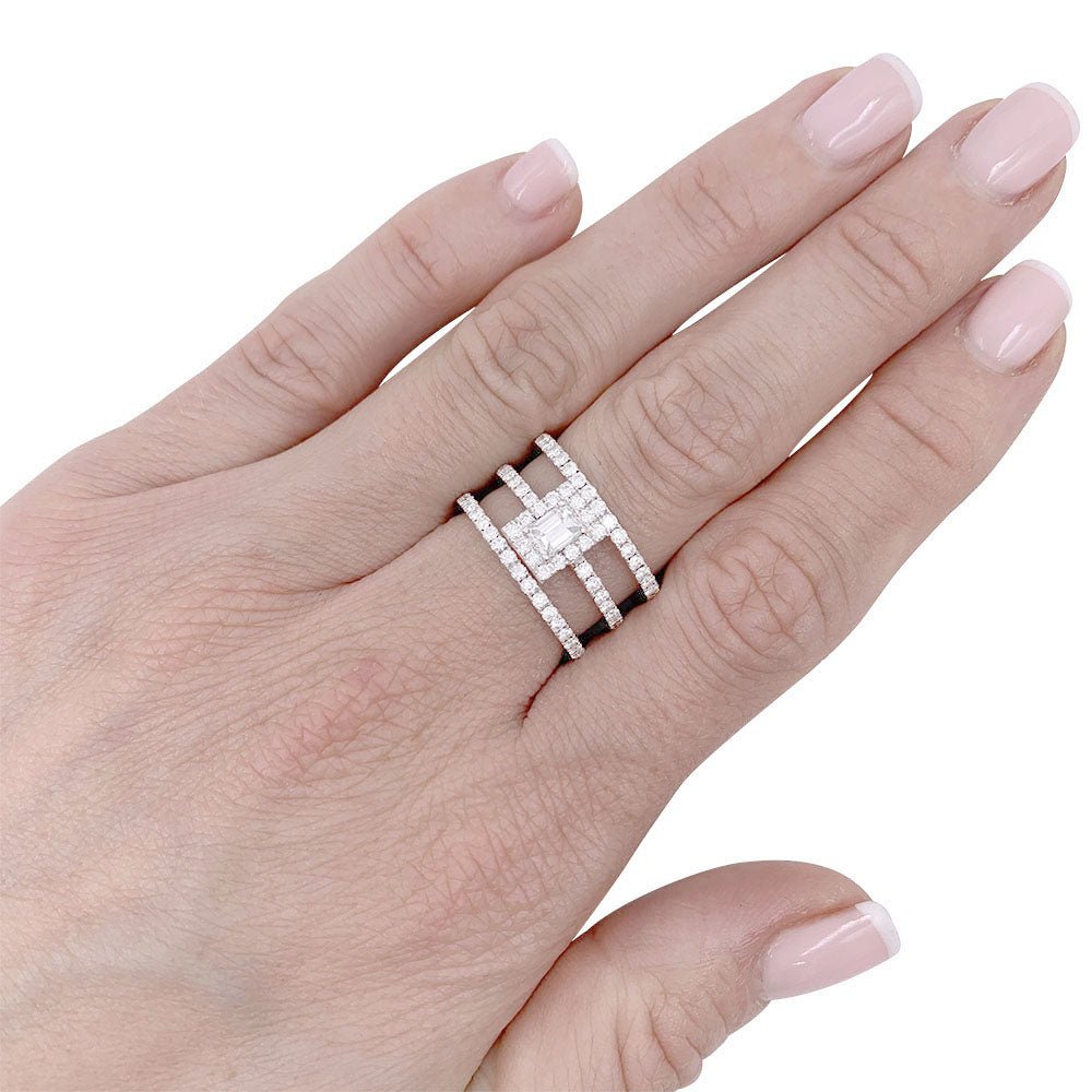 Bague Edouard Nahum, "Trilogie Emeraude", diamants, or blanc - Castafiore