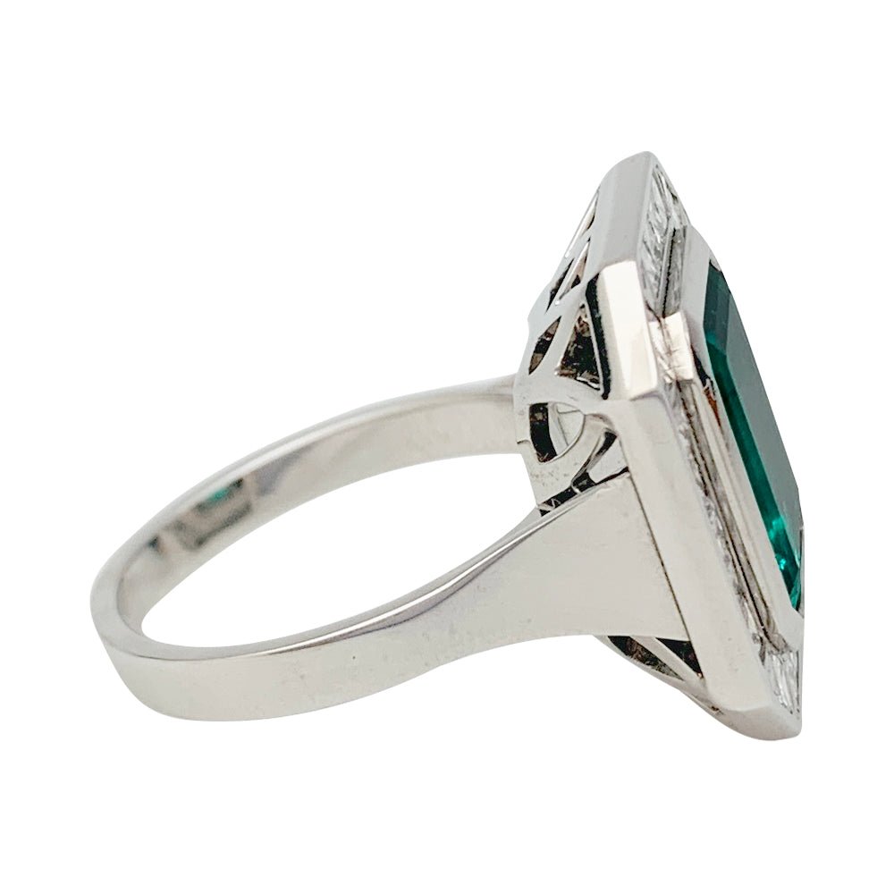 Bague émeraude 5,5 carats en or blanc, diamants - Castafiore