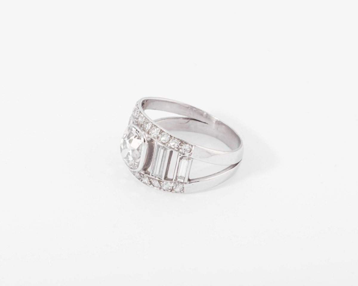 Bague en diamant et platine forme bandeau - Castafiore