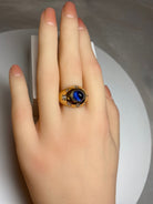 Bague en or 18 carats, saphir cabochon 5.10 ct ceylan non chauffé vers 1940 - Castafiore