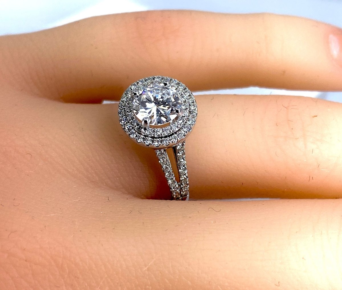 Bague en or blanc 18 carats, diamant 0,97 carat couleur E - Castafiore