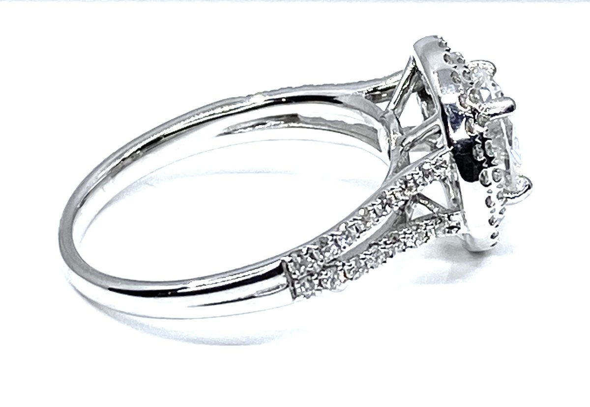 Bague en or blanc 18 carats, diamant 0,97 carat couleur E - Castafiore