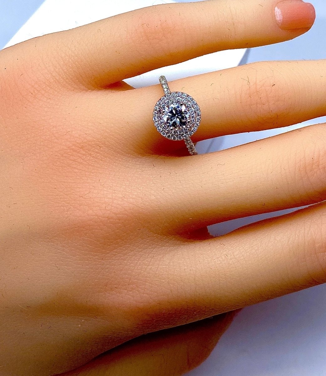 Bague en or blanc 18 carats , diamant couleur G - Castafiore