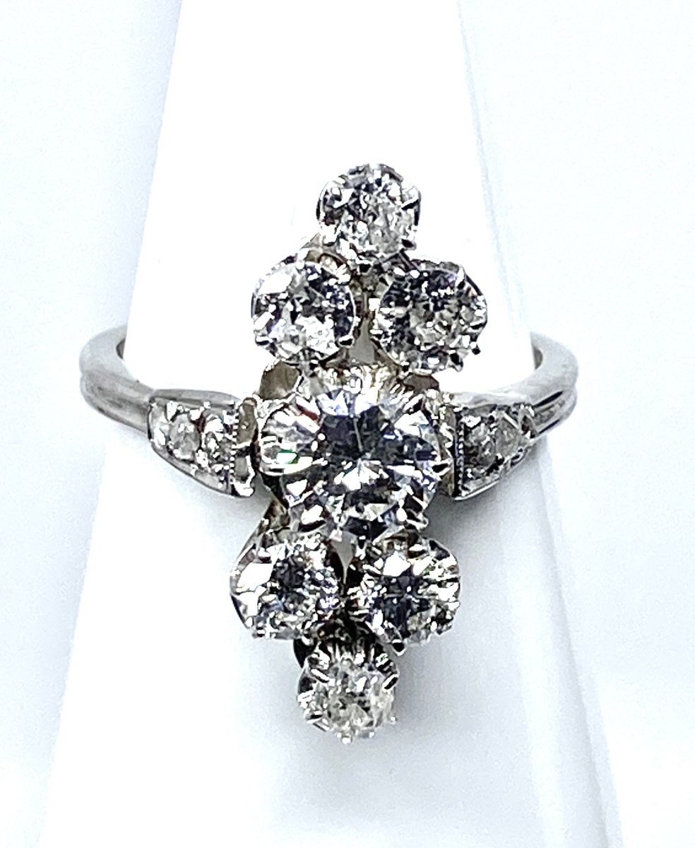 Bague en or blanc 18 carats en diamants - Castafiore