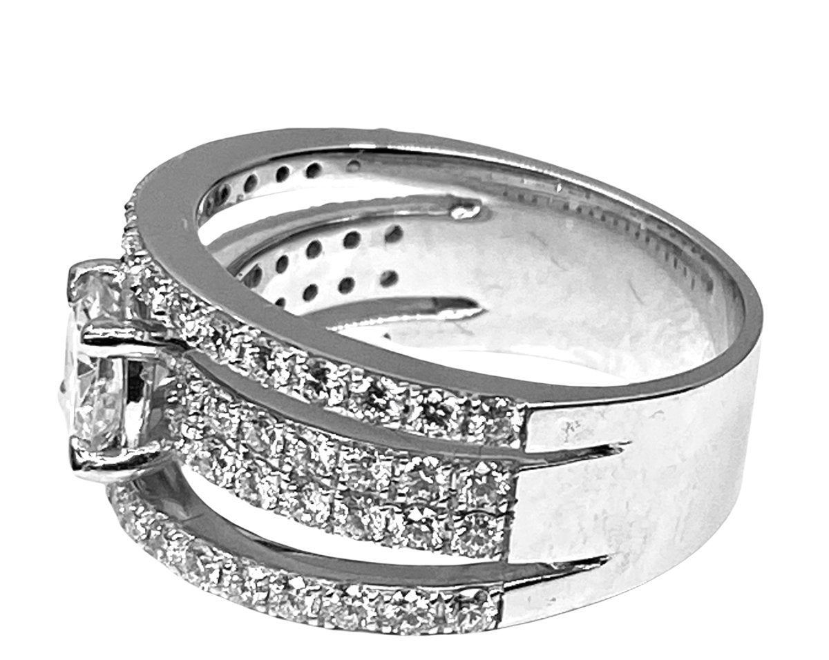 Bague en or blanc 18 carats et diamants Castafiore