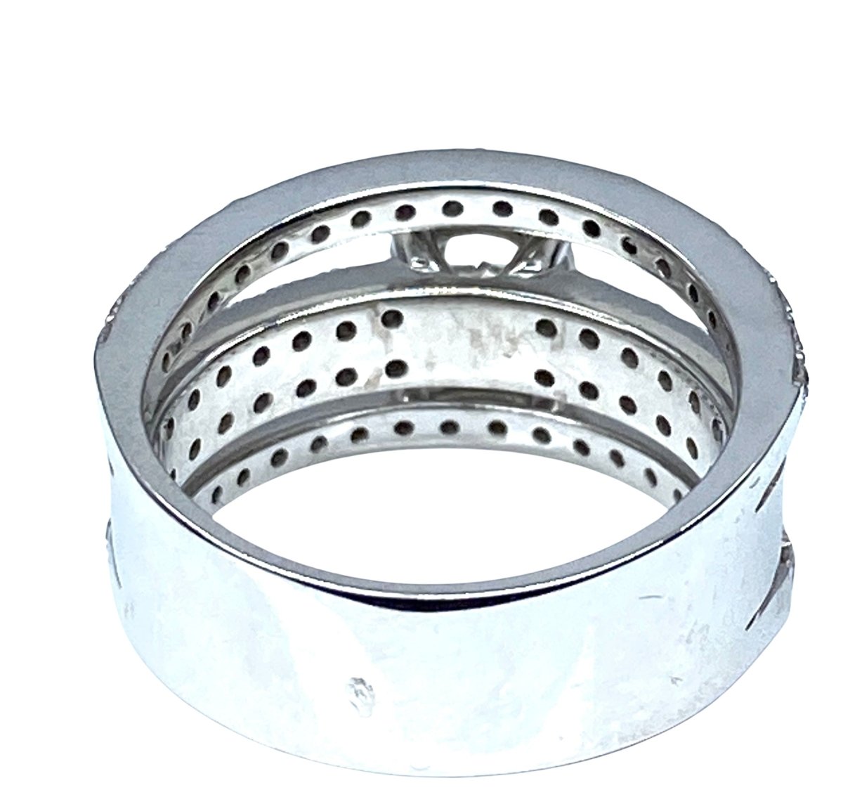 Bague en or blanc 18 carats et diamants - Castafiore