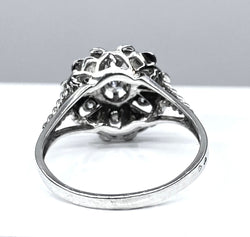 Bague en or blanc 18 carats et diamants, décor de coeurs - Castafiore