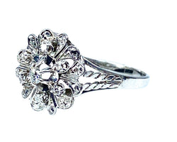 Bague en or blanc 18 carats et diamants, décor de coeurs - Castafiore