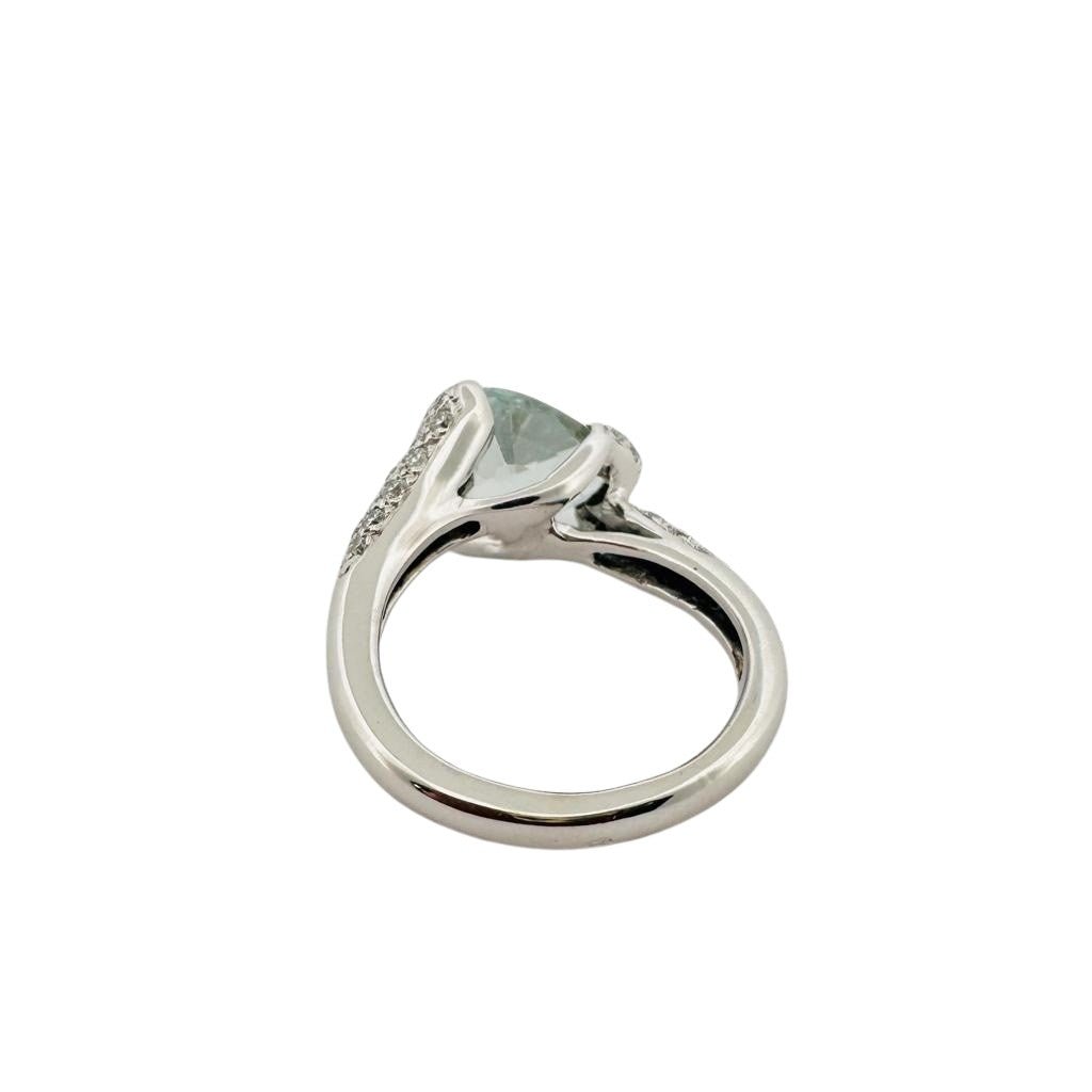 Bague en or blanc, aigue marine et diamants - Castafiore