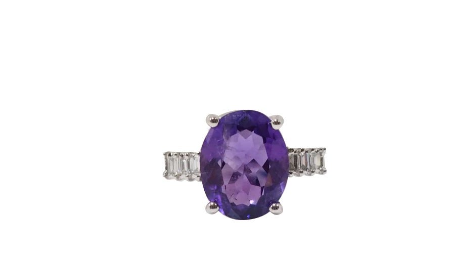 Bague en or blanc, améthyste et diamants - Castafiore