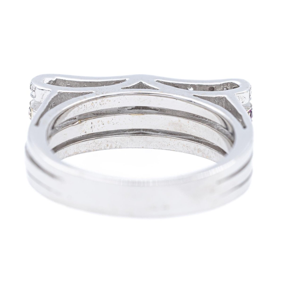 Bague en or blanc, diamants et saphir rose - Castafiore