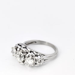Bague en or blanc et diamants - Castafiore