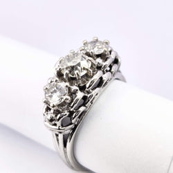 Bague en or blanc et diamants - Castafiore