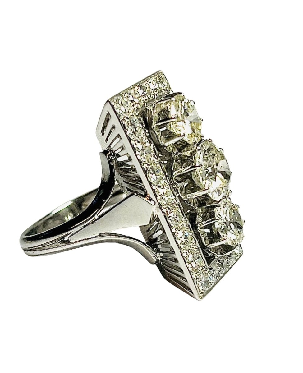 Bague en or blanc et diamants - Castafiore