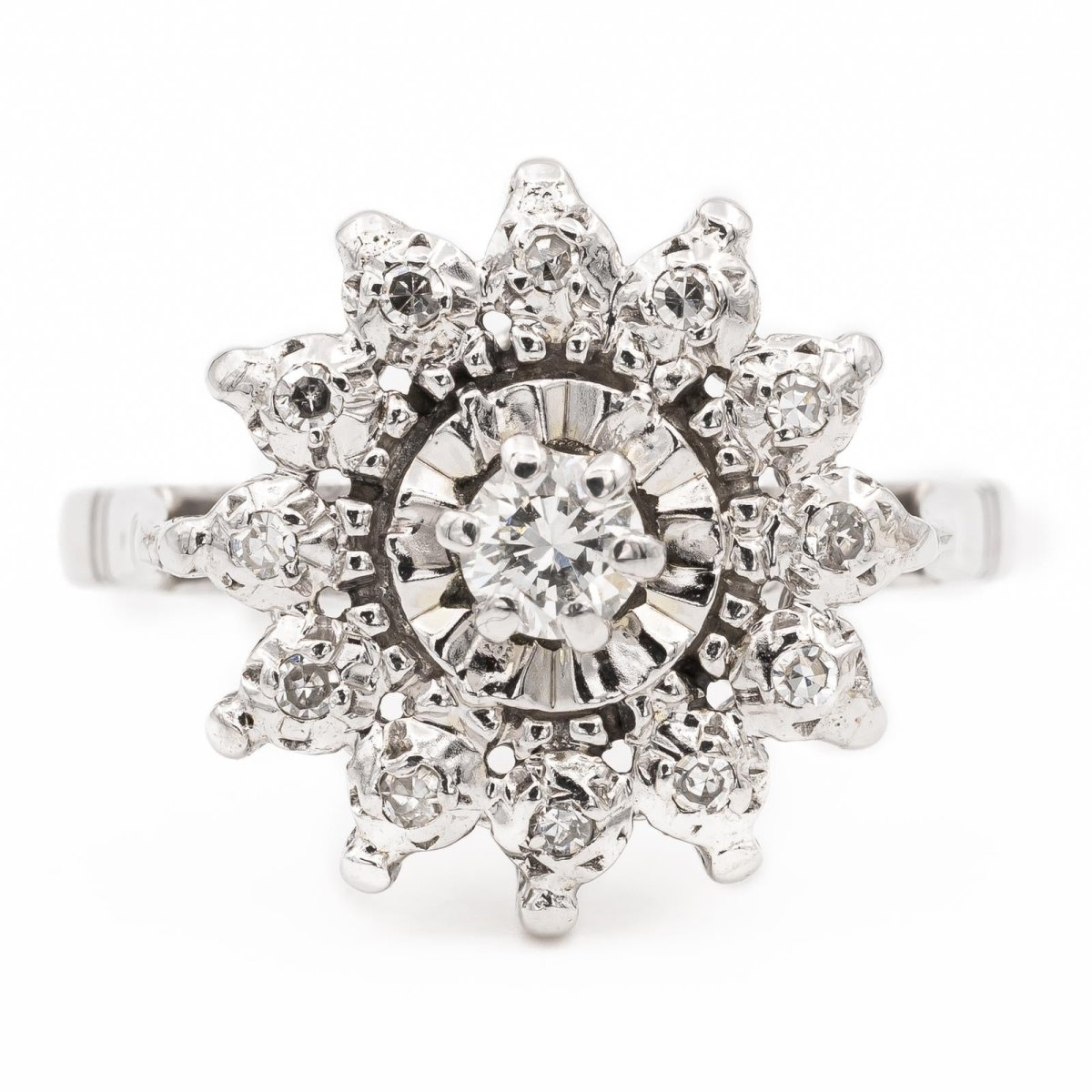 Bague en or blanc et diamants - Castafiore