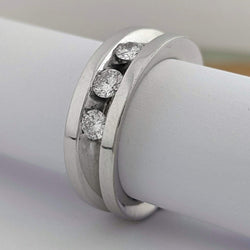 Bague en or blanc et diamants - Castafiore