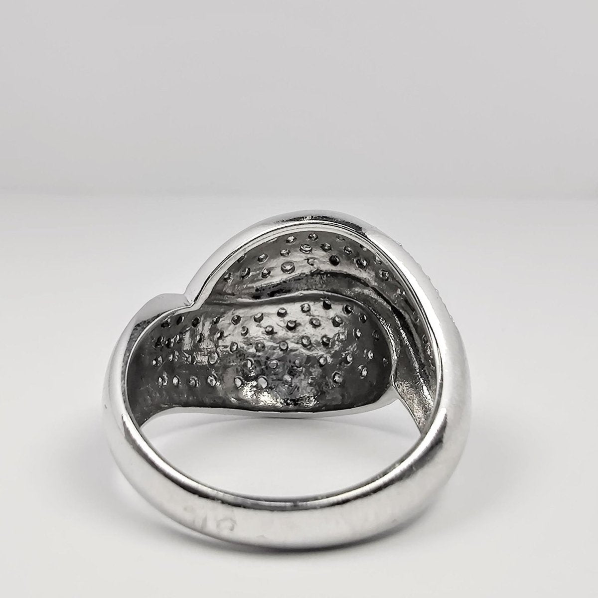 Bague en or blanc et diamants - Castafiore