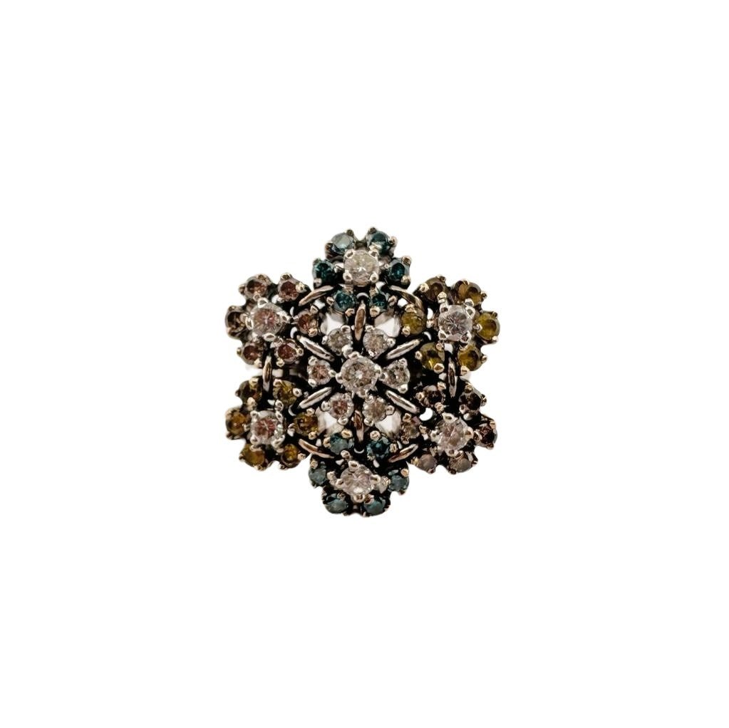 Bague en or blanc et diamants de couleur - Castafiore