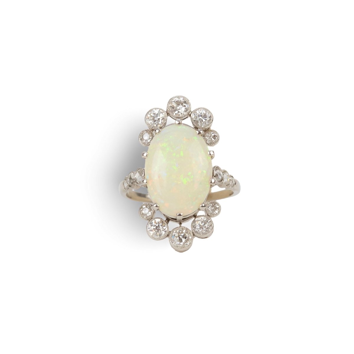 Entourage ring in platinum opal and diamonds Castafiore