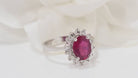 Bague en or blanc, rubis et diamants - Castafiore