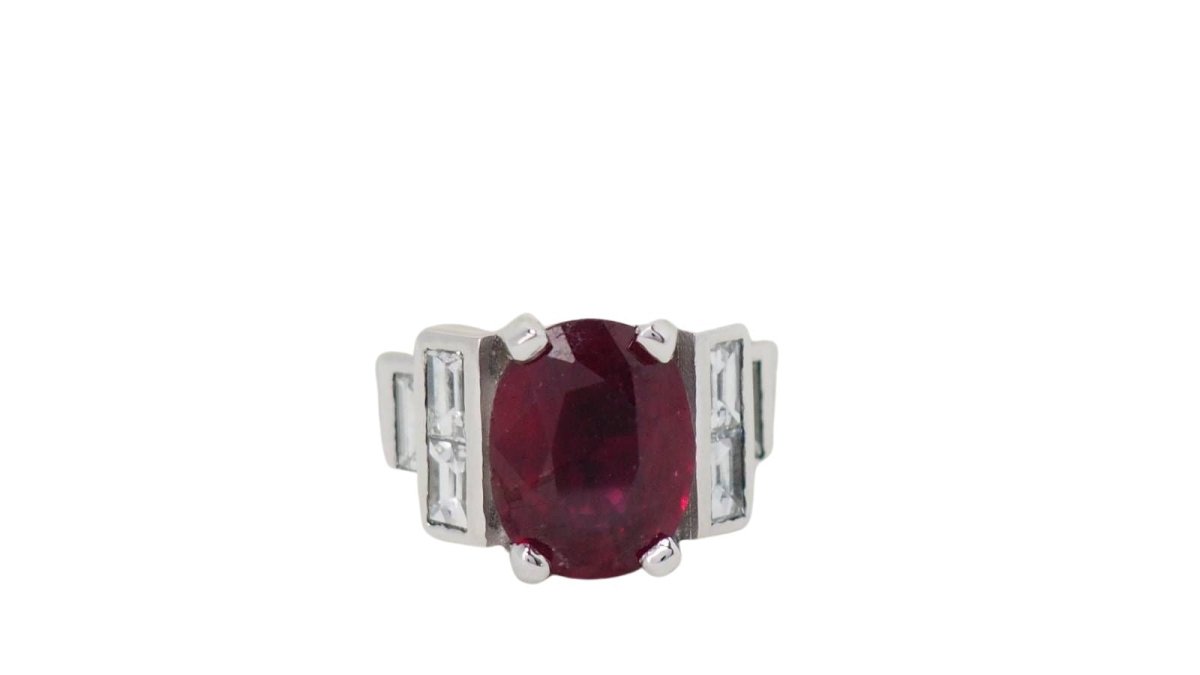 Bague en or blanc rubis et diamants - Castafiore