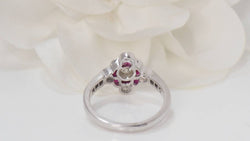 Bague en or blanc, rubis et diamants - Castafiore