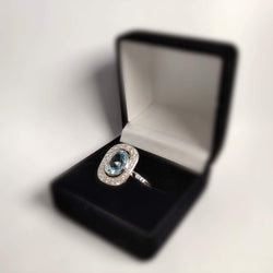 Bague en or blanc topaze et diamants - Castafiore