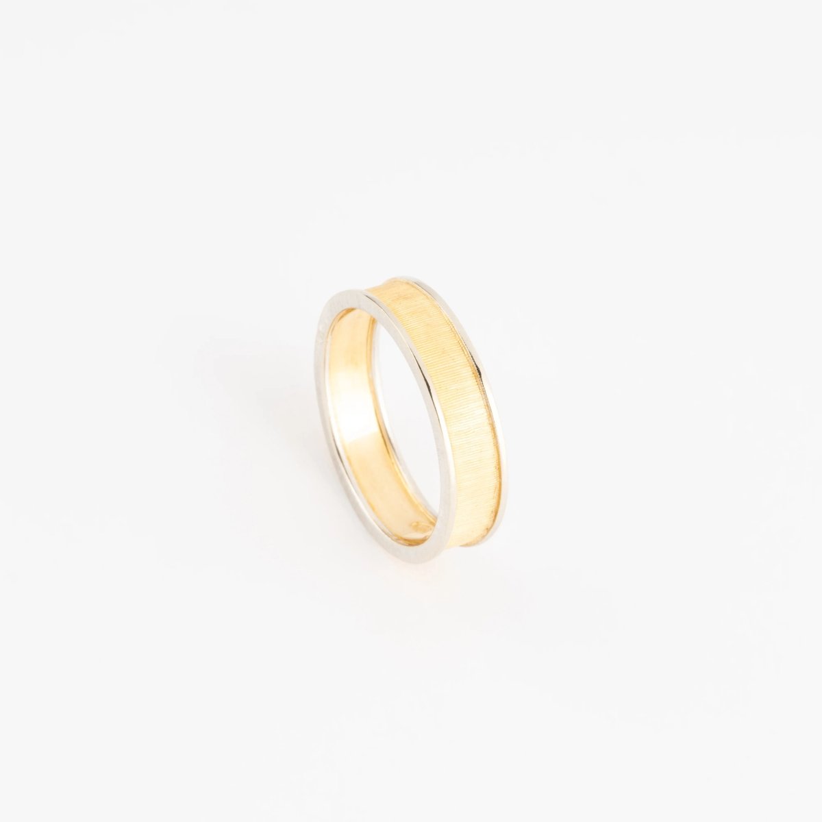 Bague en or ciselé de la Maison Buccellati - Castafiore