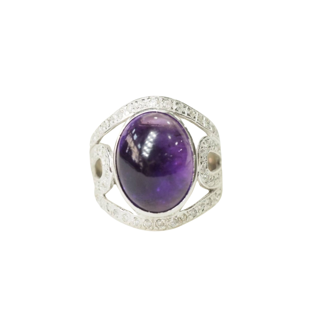 Bague en or gris, améthyste cabochon et pavage de diamants - Castafiore