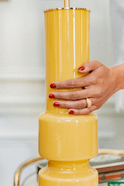 Bague en or jaune, corail et diamants - Castafiore