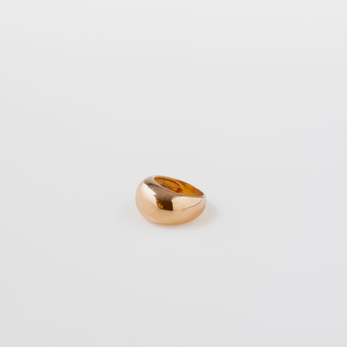 Bague en or jaune de forme bombée - Castafiore