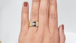 Bague en or jaune, diamants et saphirs - Castafiore