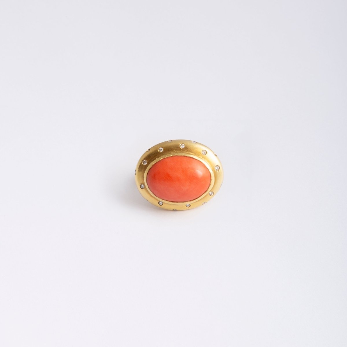 Bague en or jaune et corail - Castafiore