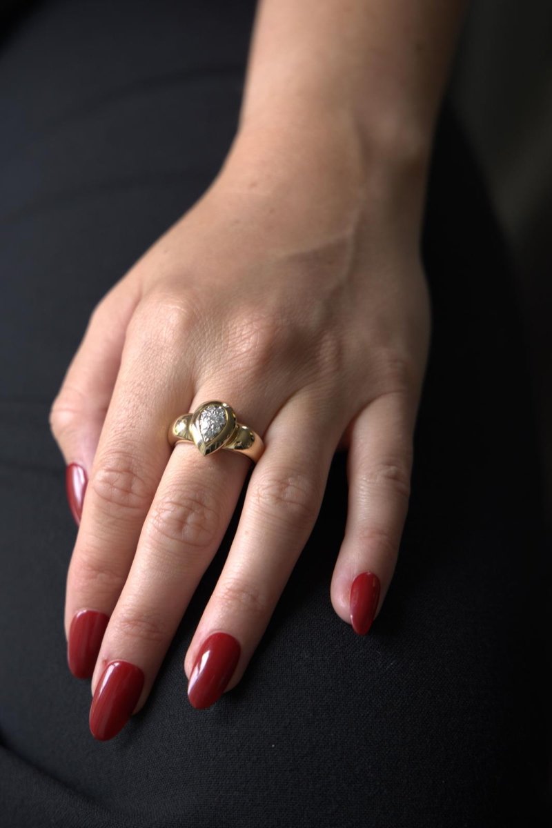 Bague en or jaune et diamants - Castafiore