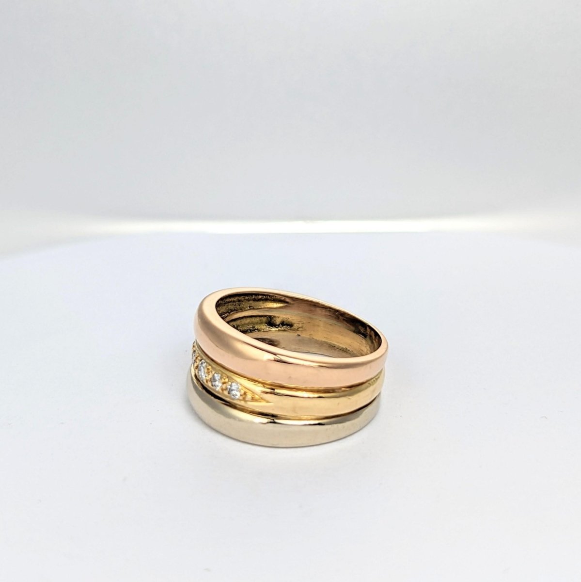 Bague en or jaune et diamants - Castafiore