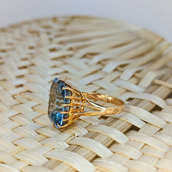 Bague en or jaune et spinelle - Castafiore