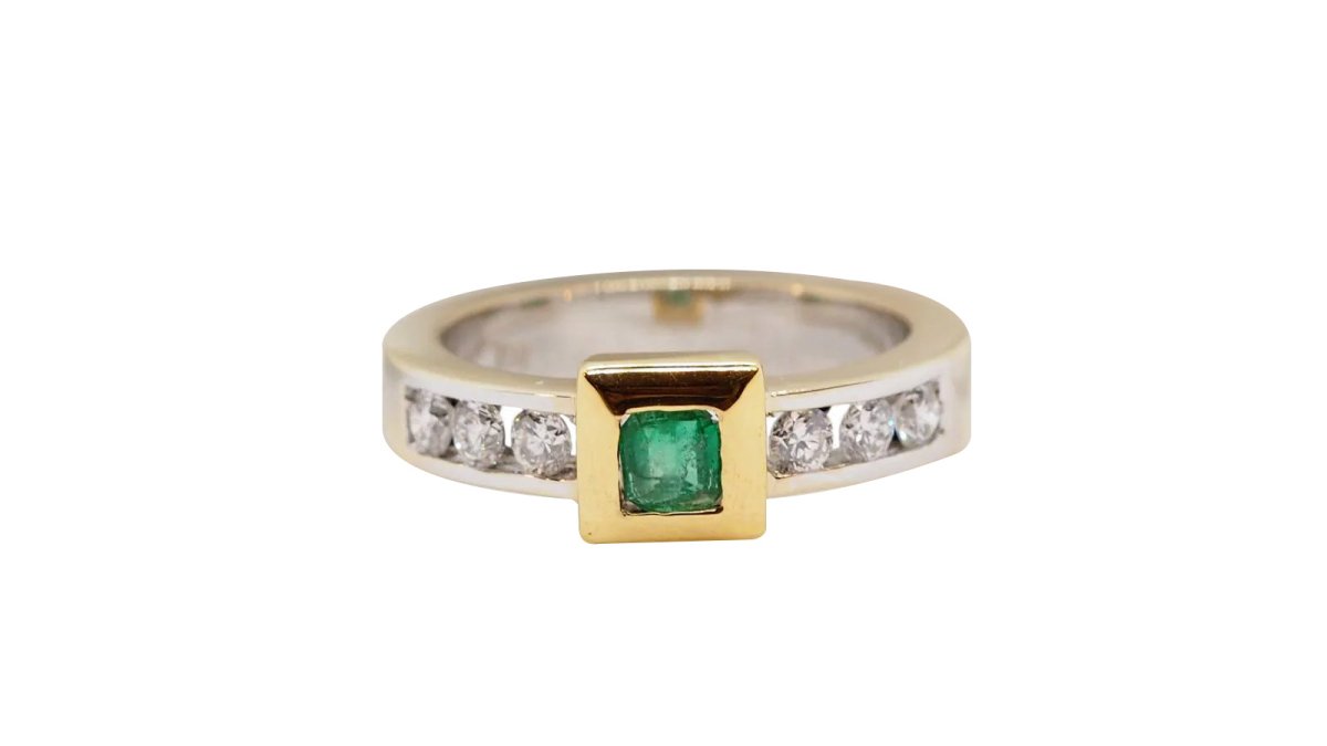 Bague en or jaune, or blanc, émeraude et diamants - Castafiore