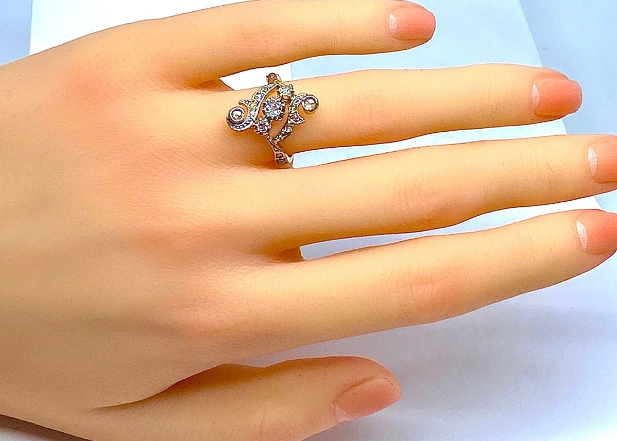 Bague en or jaune, or blanc et diamants - Castafiore