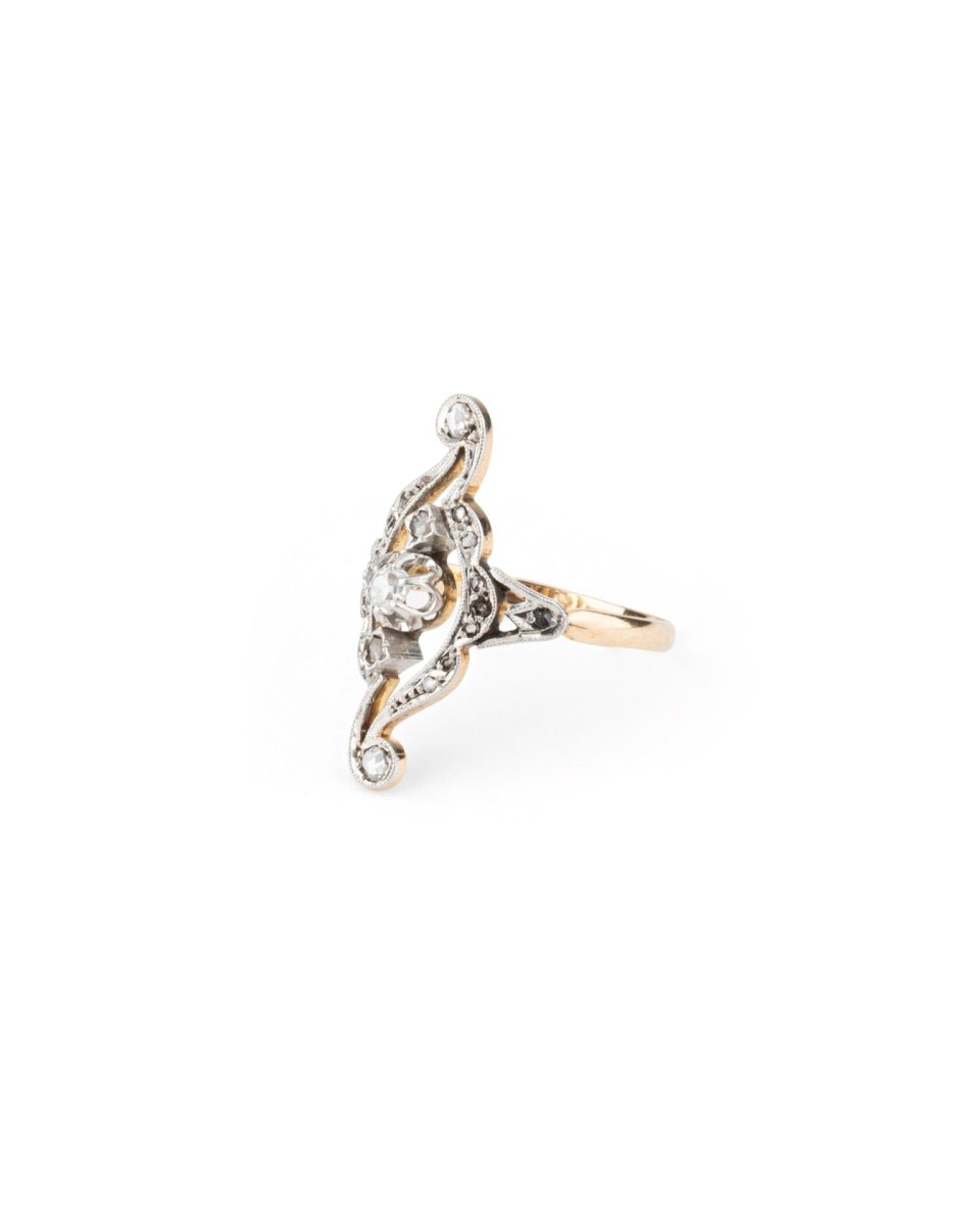 Bague en or jaune, or blanc et diamants - Castafiore