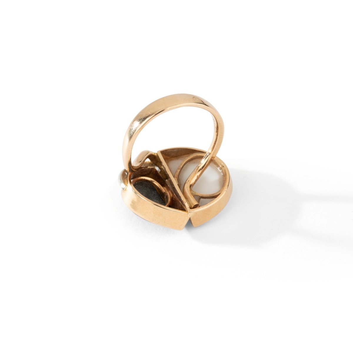 Bague en or jaune, or blanc et en diamants - Castafiore