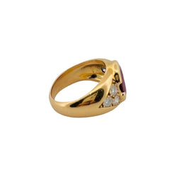 Bague en or jaune, rubis et diamants - Castafiore