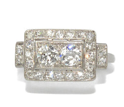 Bague en platine et diamant forme rectangulaire - Castafiore